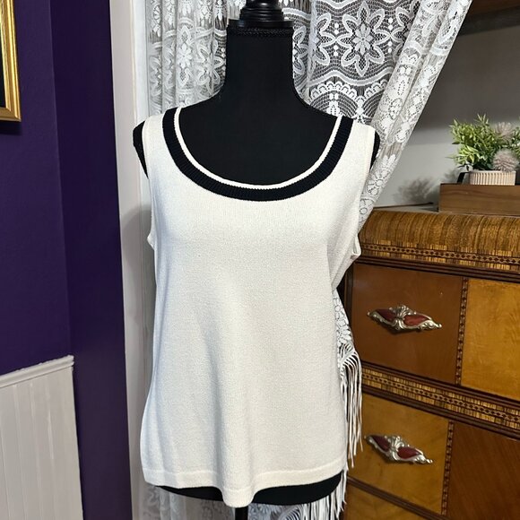 St. John Collection Jacket & Tank - Picture 4 of 6